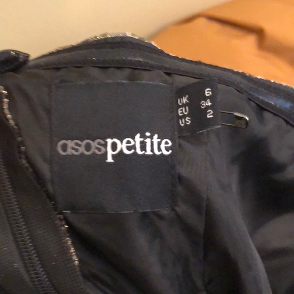 ASOS petite uk 6 us 2 gold foil metallic one shoulder party dress full skirt - Picture 4 of 5